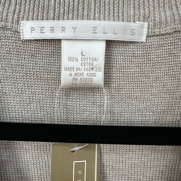 Perry Ellis knit cardigan vest, golf logo on chest, 100% cotton, light tan - Picture 3 of 6